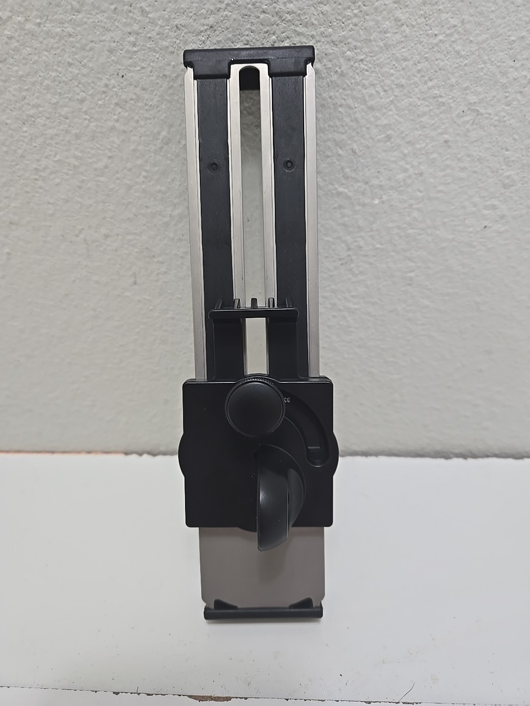 GENUINE Joby GripTight Mount PRO JB01394-BWW for Tablets COMES AS SHOWN