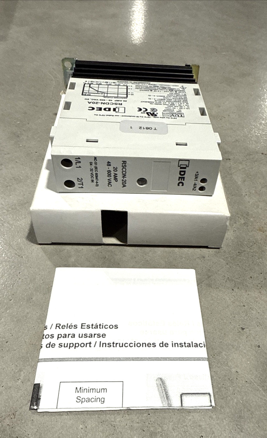 IDEC RSCDN-20A Relay Solid State 20MA 32V Dc-in 48A-600V Ac-out *NEW IN BOX*