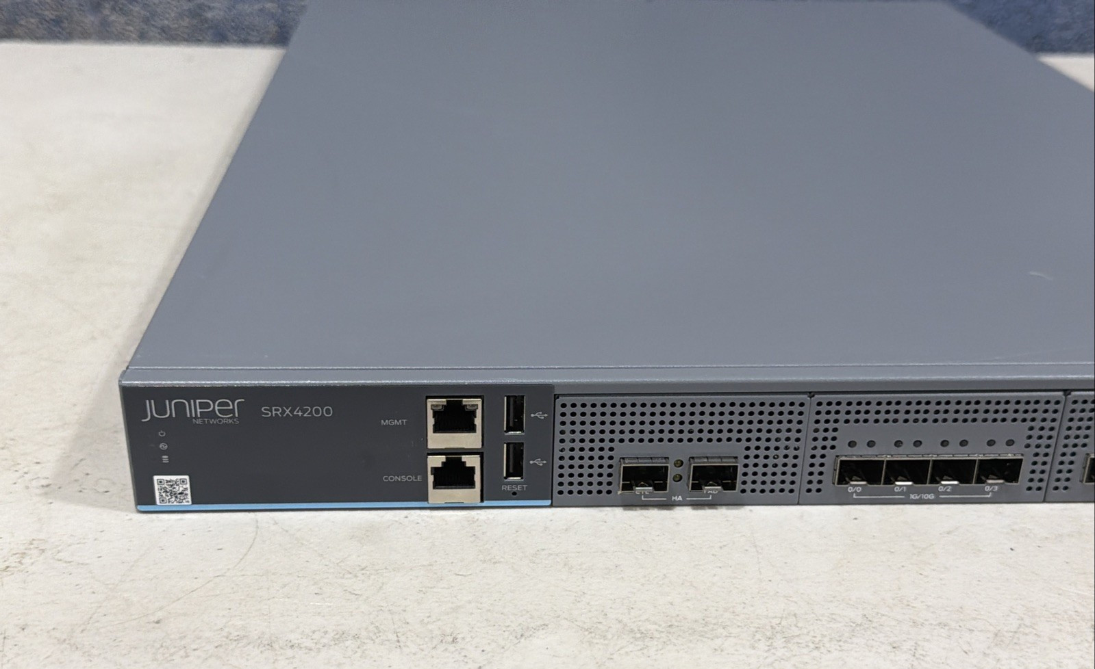 Juniper SRX4200 Enterprise Firewall Security Gateway | SRX4200-SYS-JE-AC
