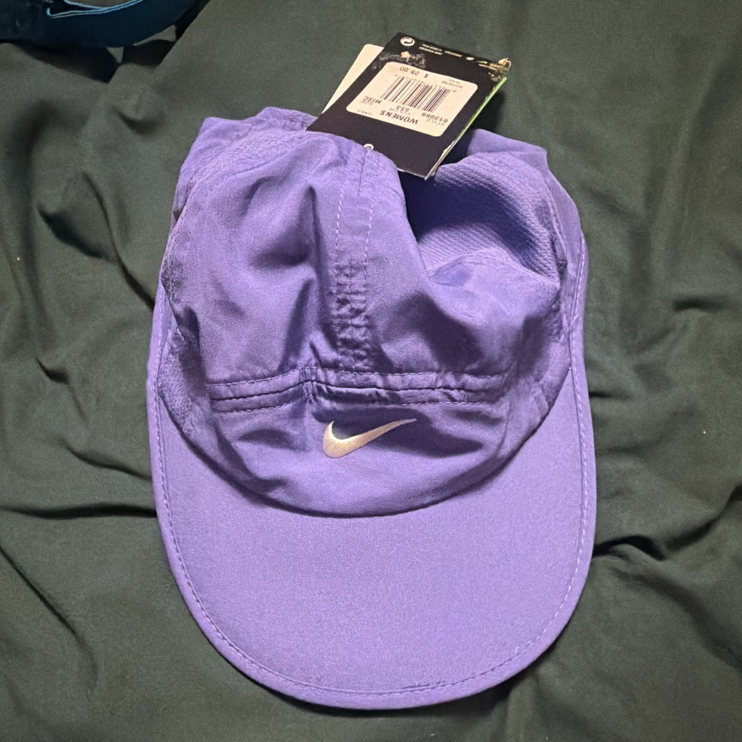 Nike Featherlight Dri-FIT Purple Adjustable Breathable Baseball Cap Running