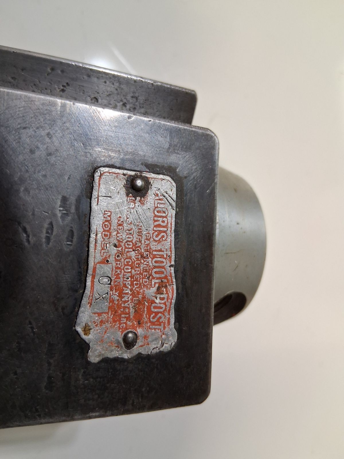 Aloris CX piston style Quick Change tool post