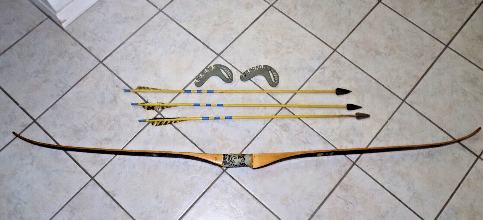 Bear Archery Co. Bear Cub 62" 47 Lb. TT170 W/3 Arrows