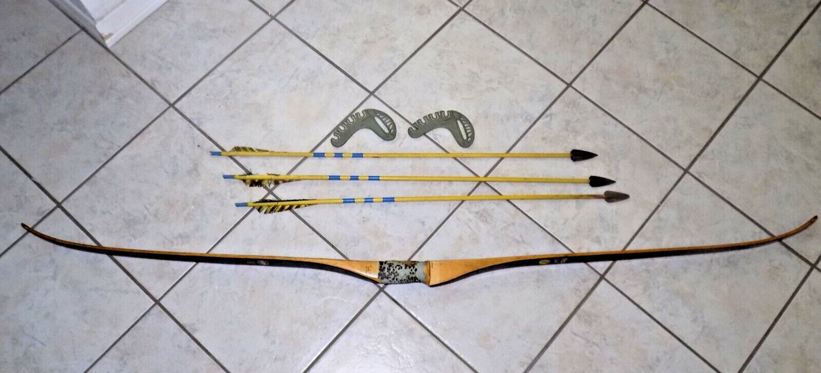 Bear Archery Co. Bear Cub 62" 47 Lb. TT170 W/3 Arrows