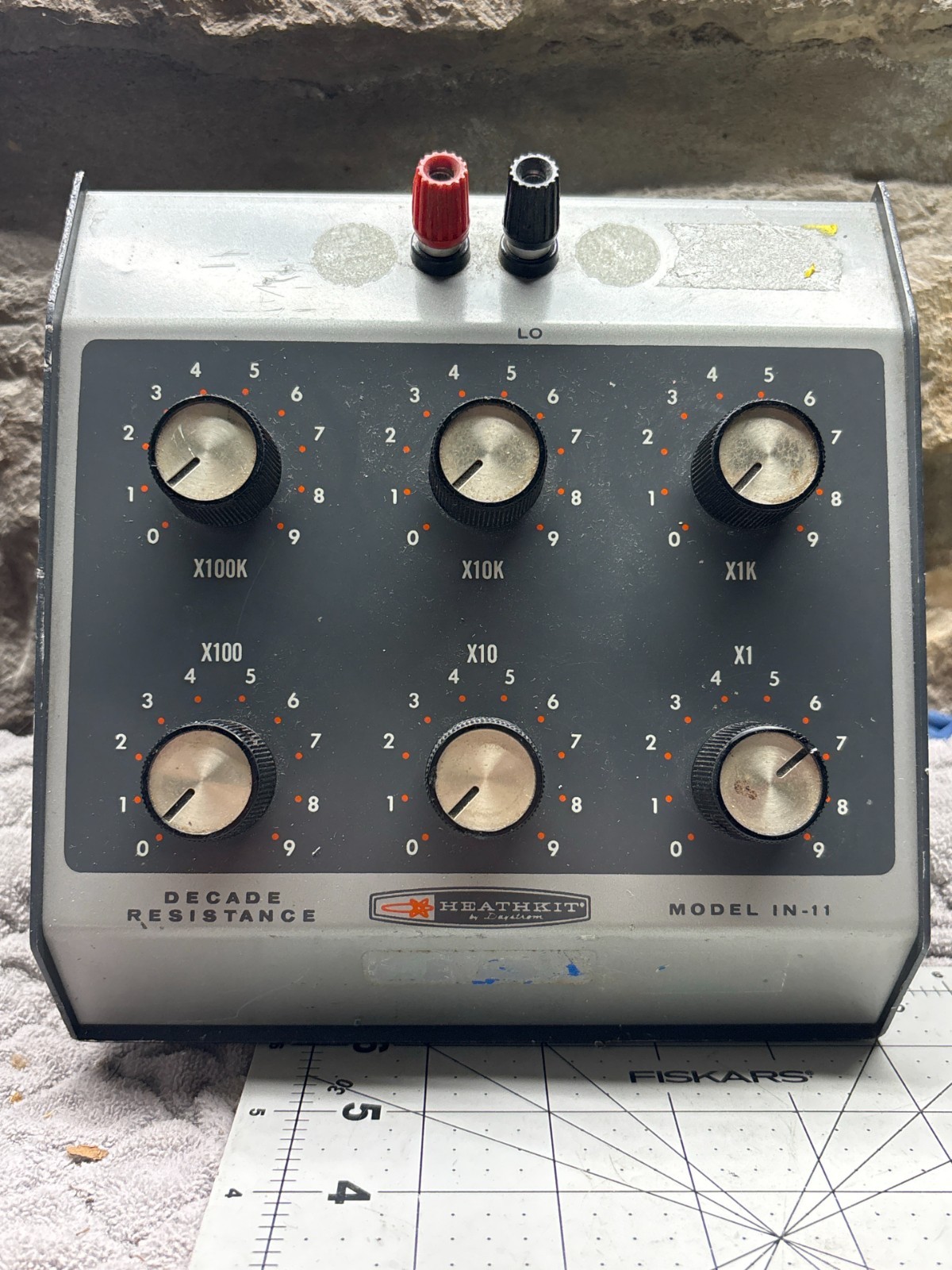 Heathkit IN-11 Decade Resistance Box Resistor Substitution Unit Vintage Working