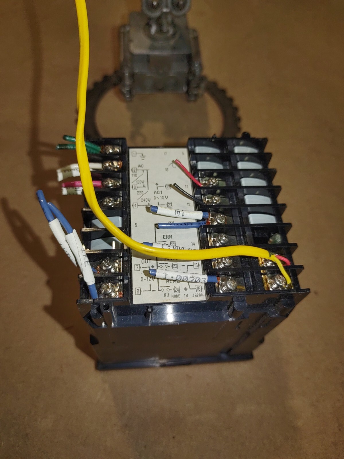 RKC Instrument Temperature Control REX-F9 Controller 92E07
