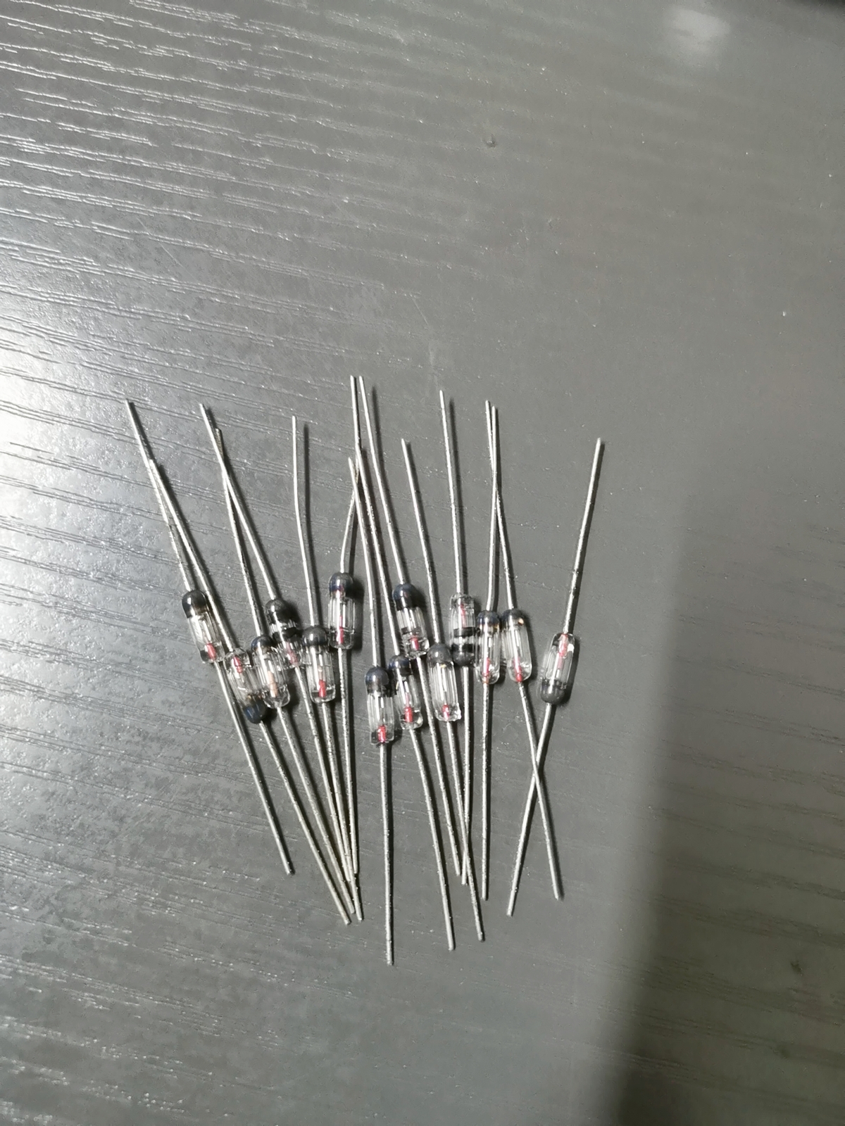 10PCS Germanium Diode TOSHIBA DO-7 1N60 1N60P