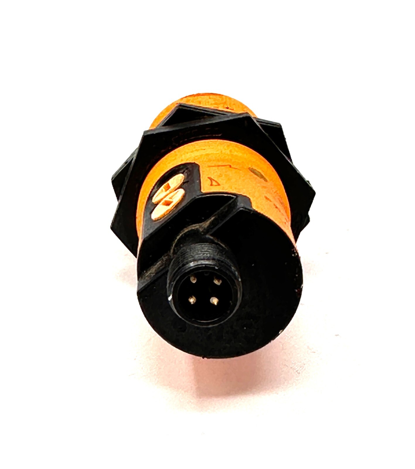 IFM KI6000 Capacitive Sensor M30x1.5 Thread 10–30V DC IO-Link Signal Display