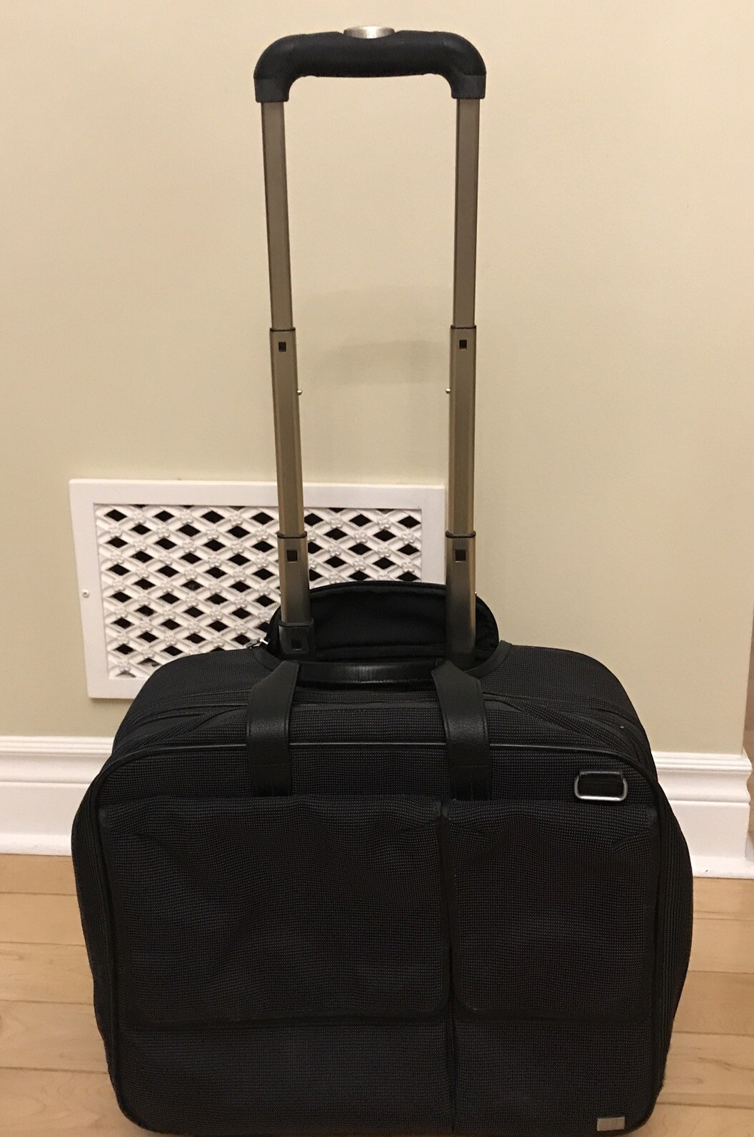 Dunhill Black Grey Traveller Suitcase Wheels with Black Leather Trim Excellent!