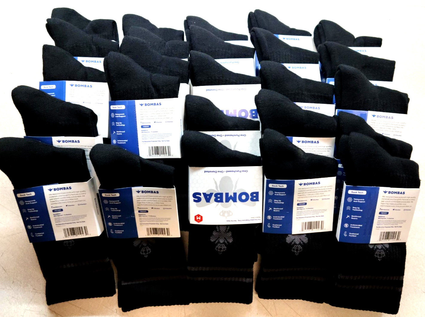 Bombas  adult Black Socks Size M Calf  Socks 25 Pairs NEW
