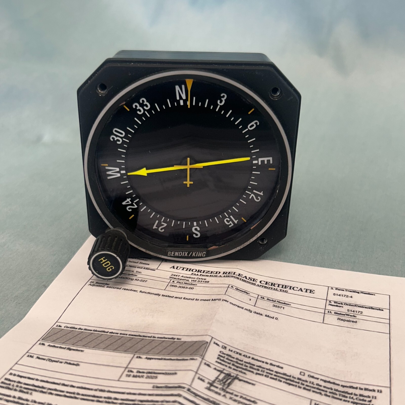 BENDIX/KING KI 227 ADF INDICATOR P/N 066-3063-00 WITH FAA 8130-3 FORM