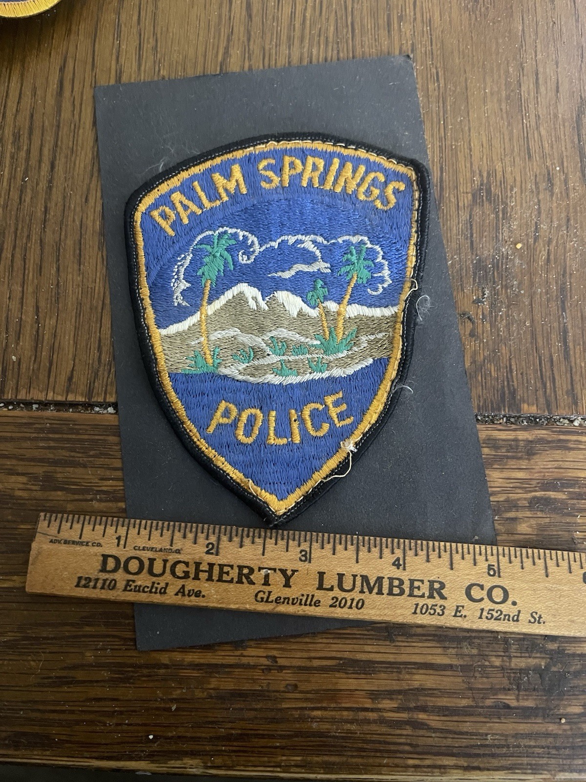 PALM SPRINGS CALIFORNIA POLICE PATCH- OLD STYLE