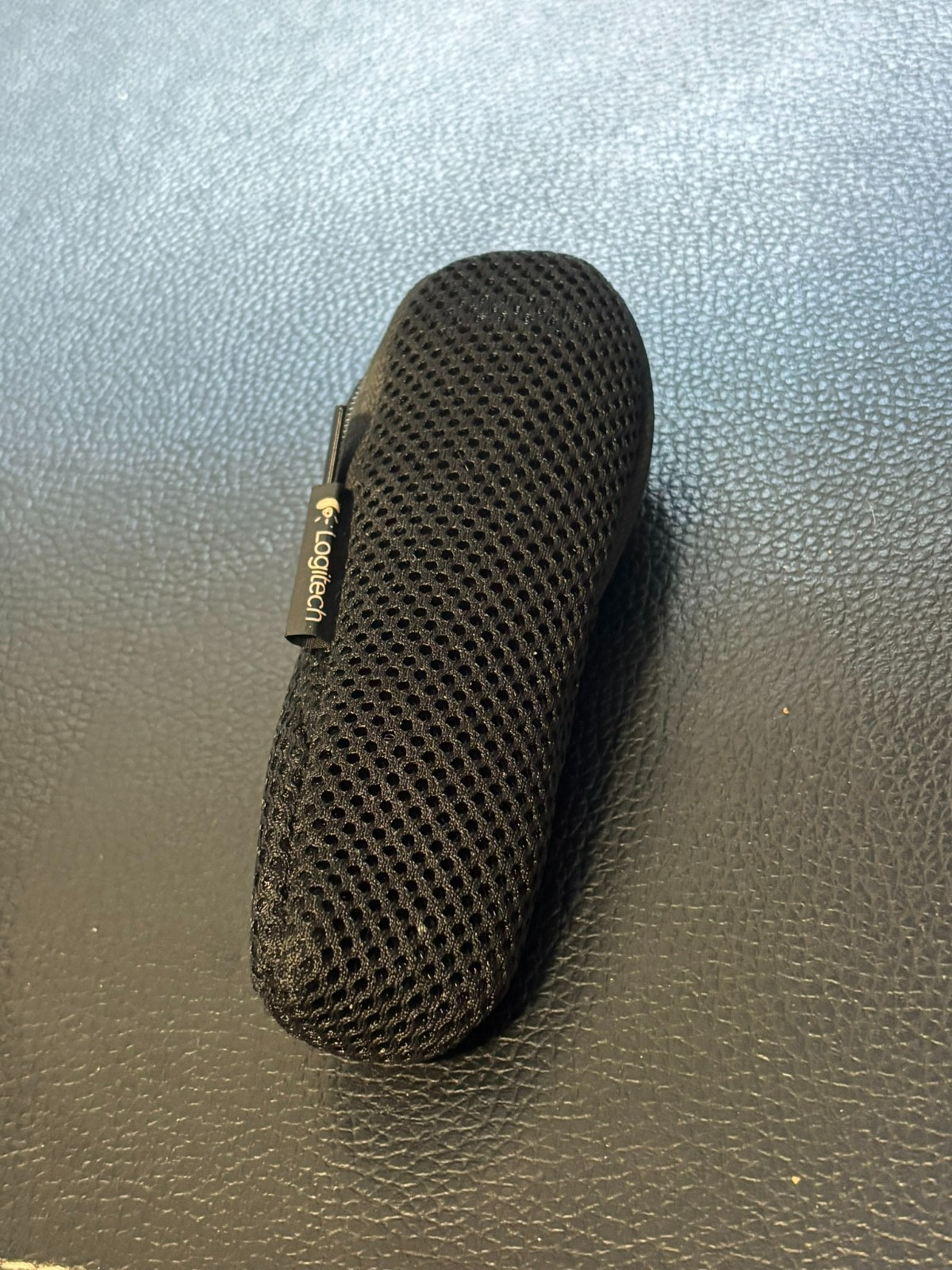 Logitech R800 LCD Laser Presentation Remote
