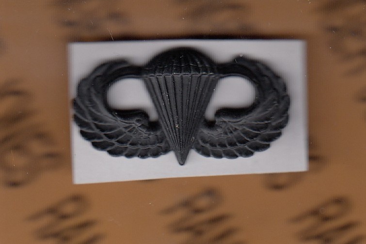 US Army Airborne parachute wing ~1.5" Fullsized Blacked Duty badge award c/b