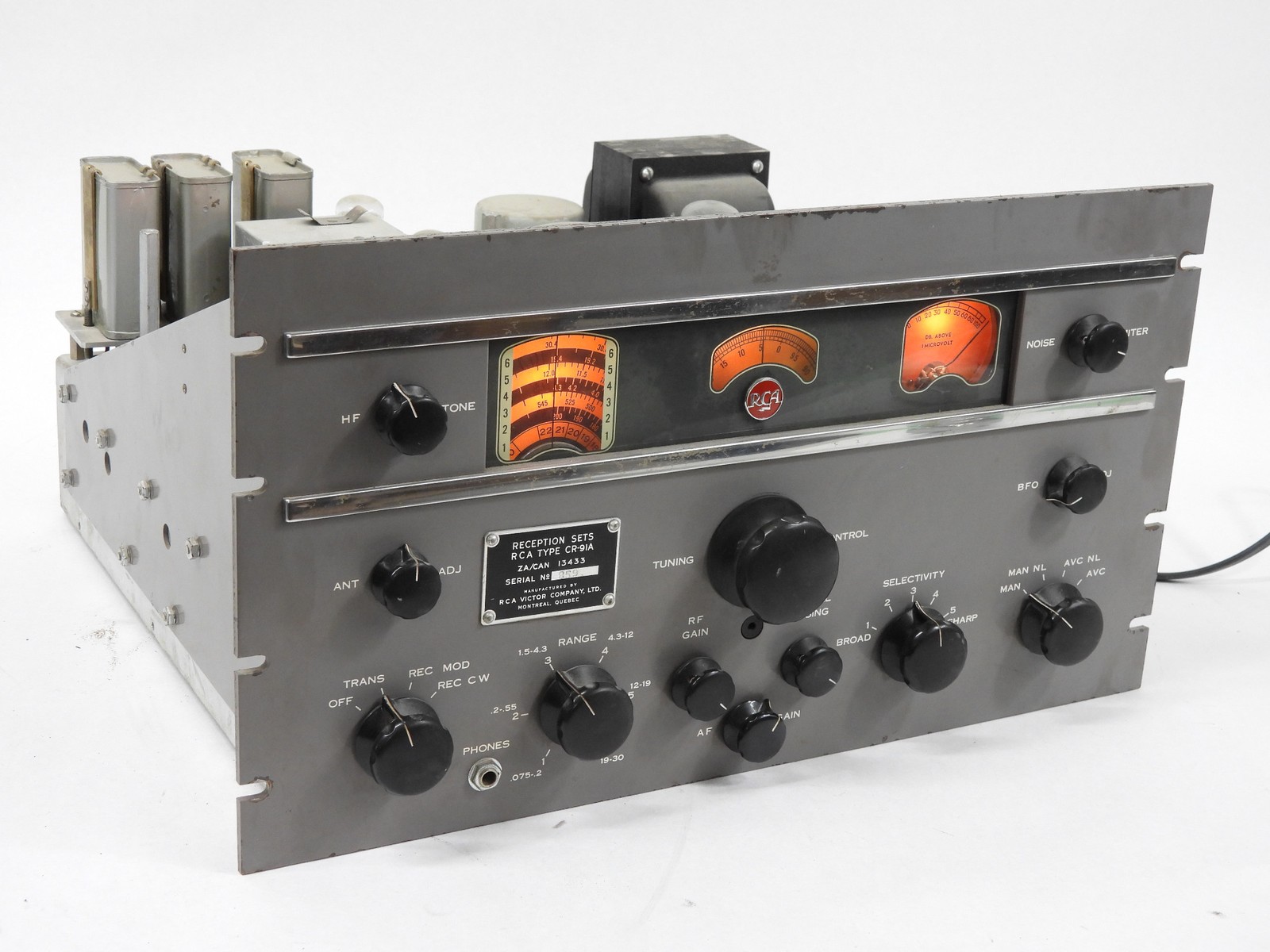 RCA CR-91A AR-88 Vintage Canadian Radio Receiver (powers up)