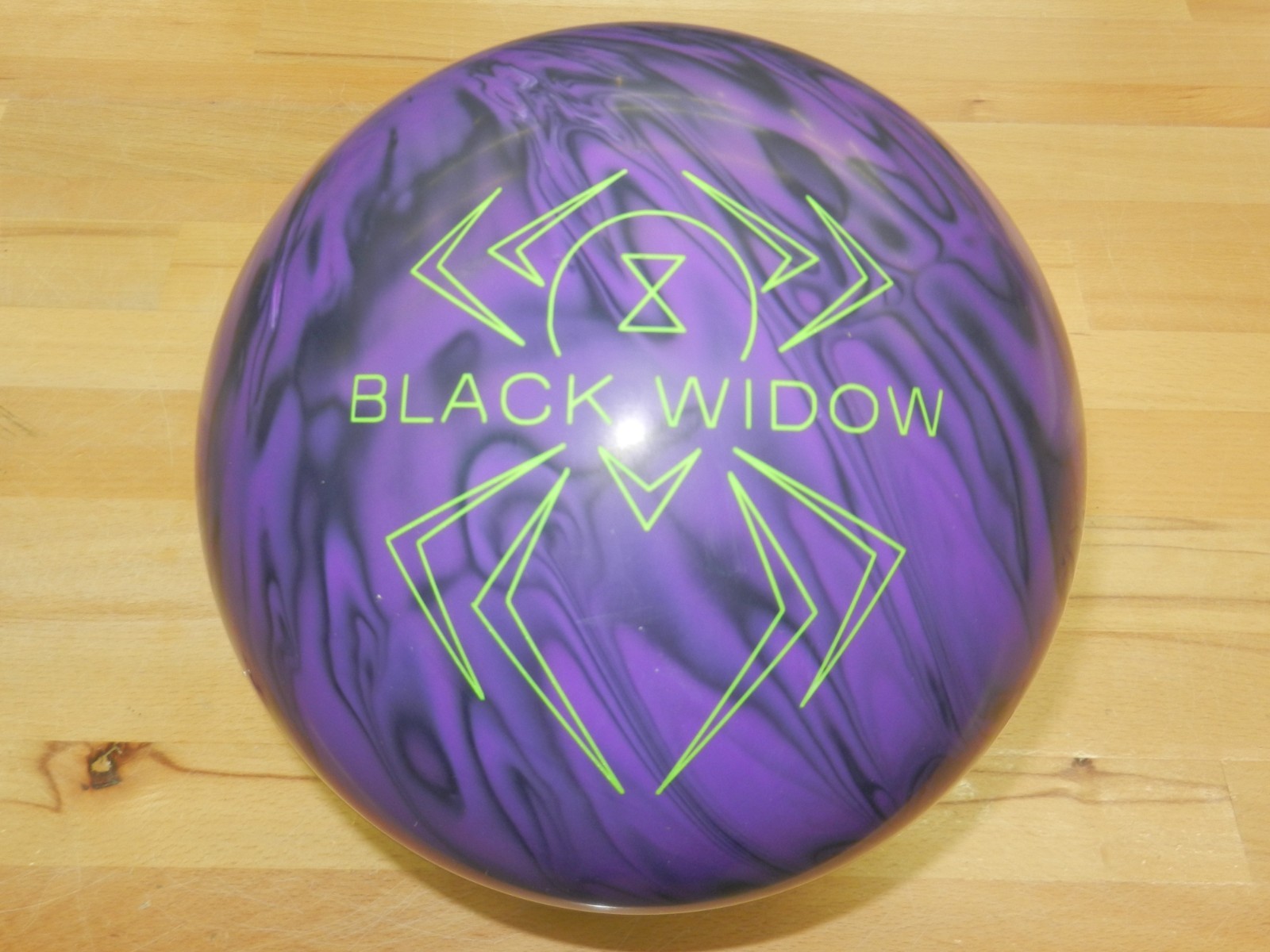 NIB 14# Hammer Black Widow 3.0 Dynasty Bowling Ball - 14.4/2-3" Pin/2.50oz TW