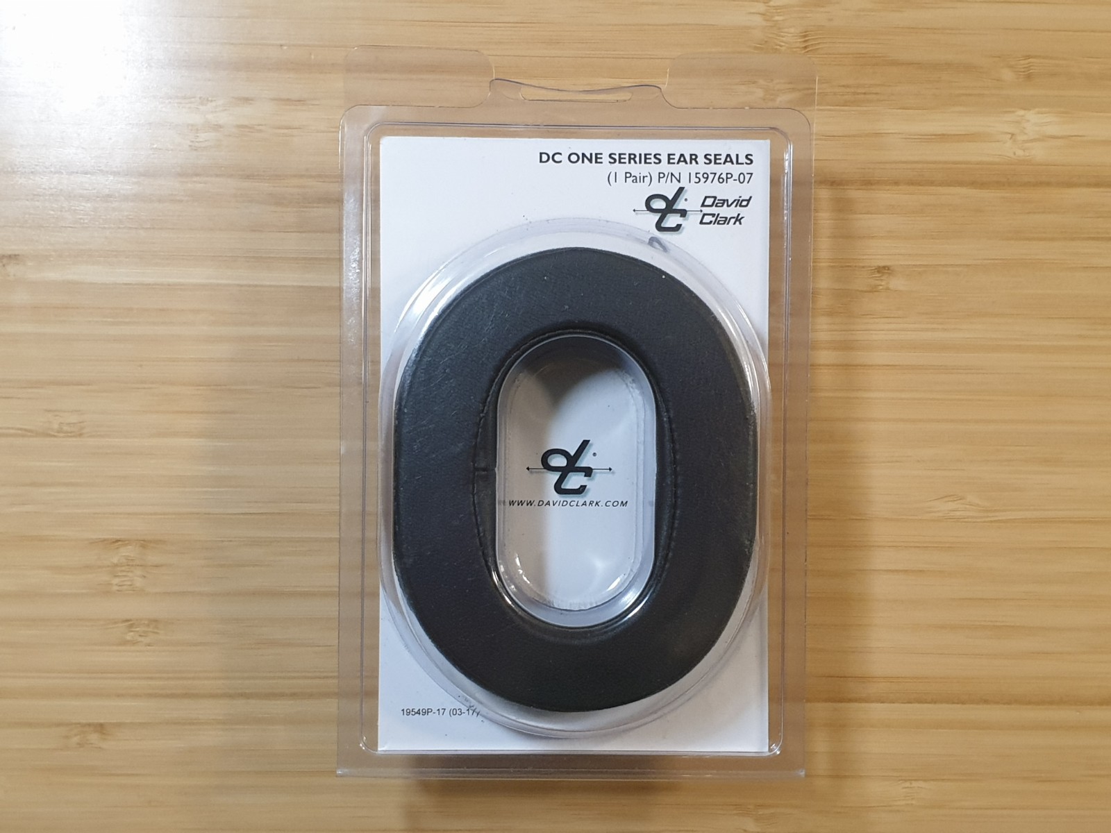 GENUINE DAVID CLARK DC ONE EAR SEALS  p/n  15976P-07 1 Pair in Leatherette