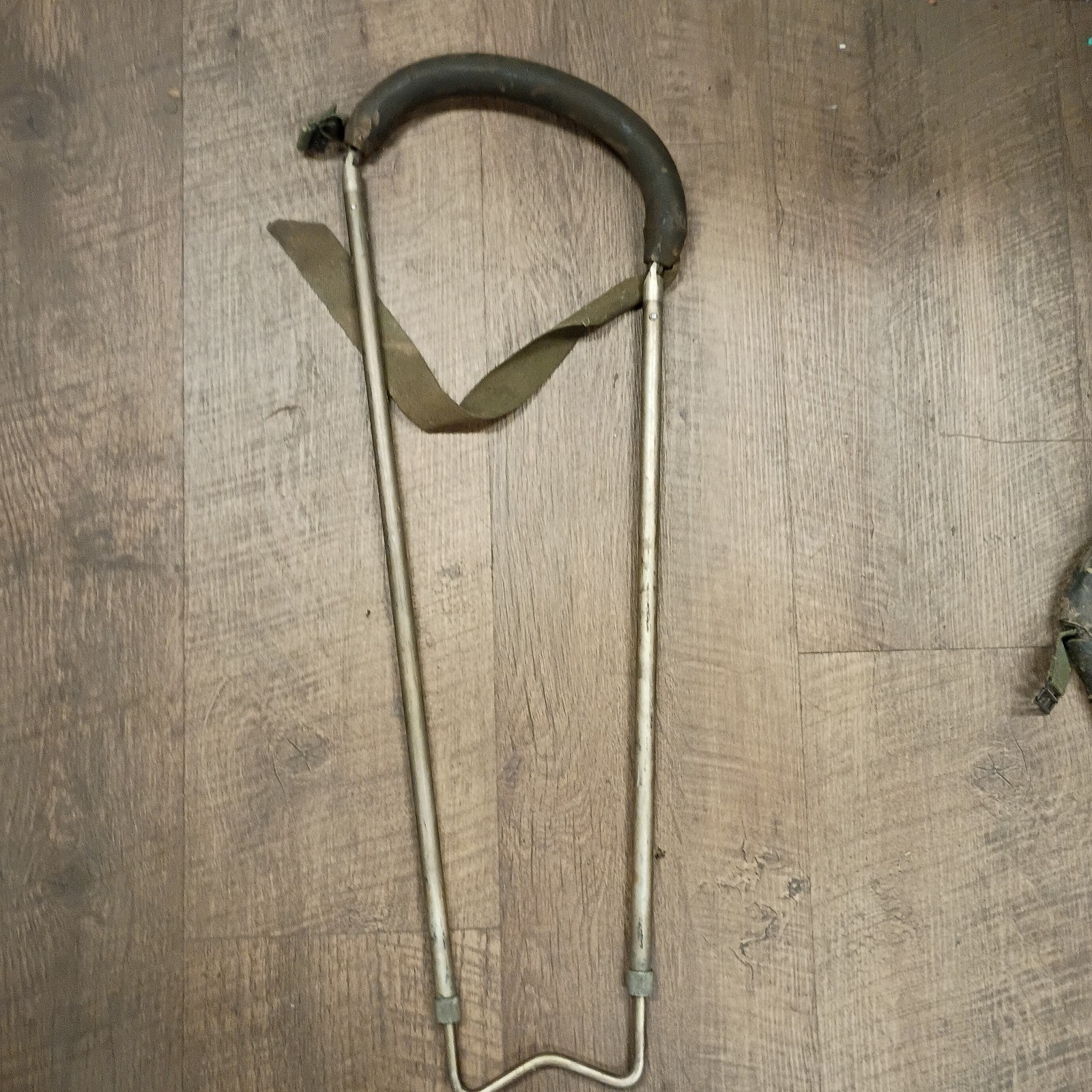 Vietnam Medic telescoping Thomas half ring leg splint