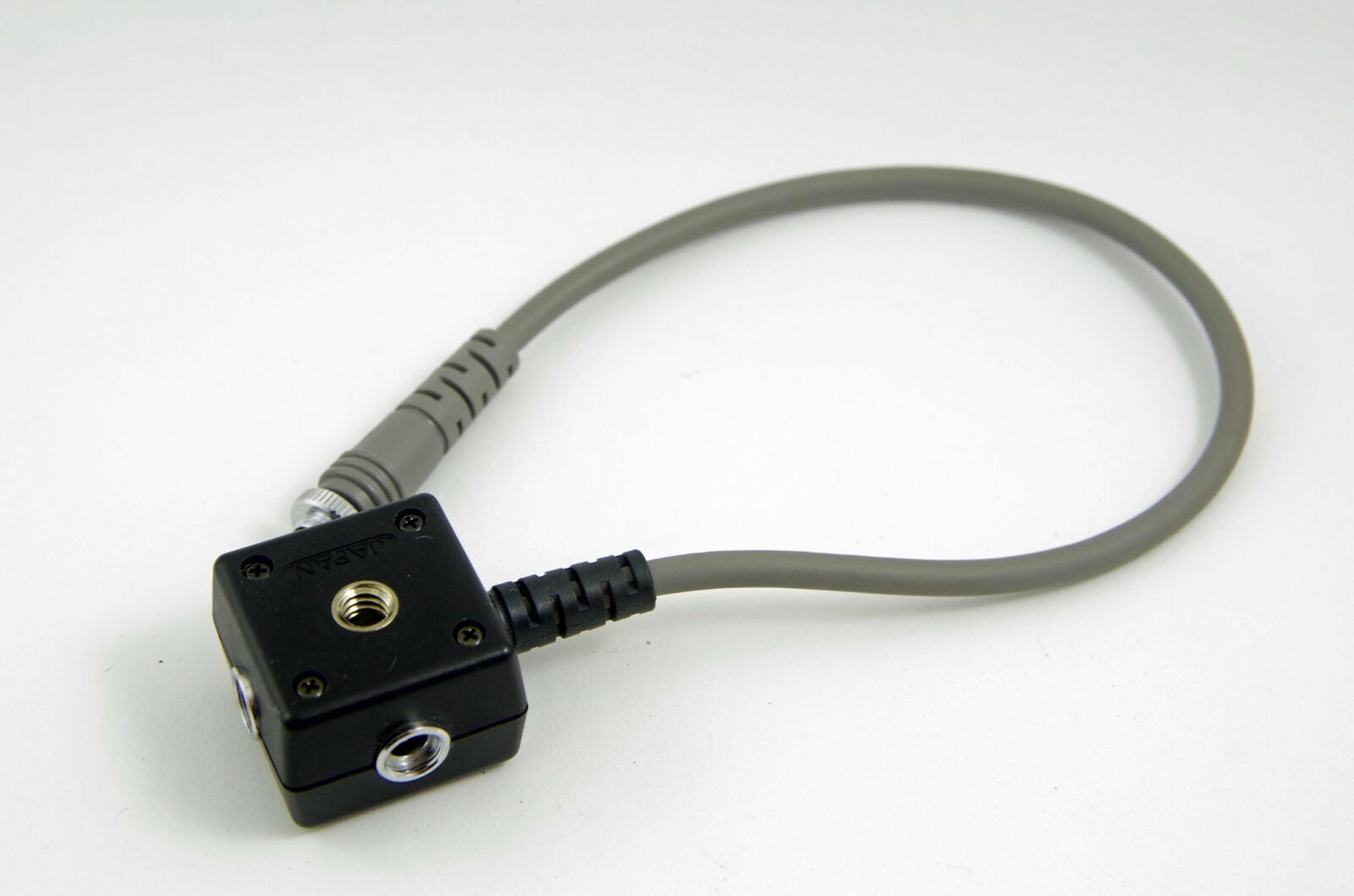 Nikon AS-E900 TTL Multi Flash Adapter
