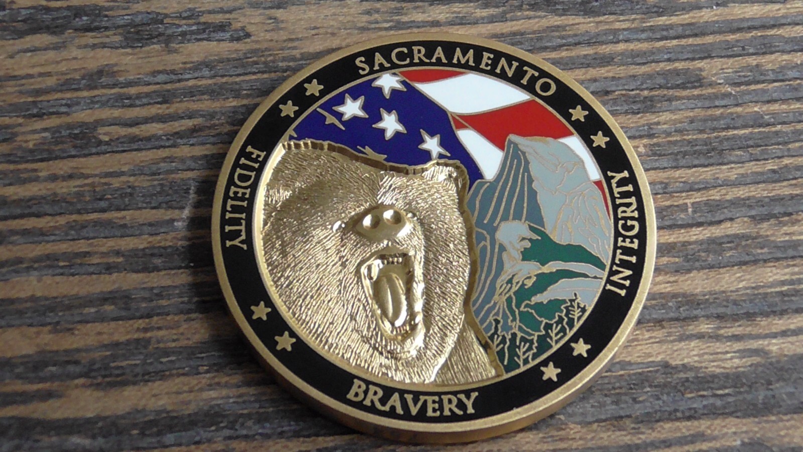 DOJ Federal Bureau of Investigation FBI Sacramento Challenge Coin #147X
