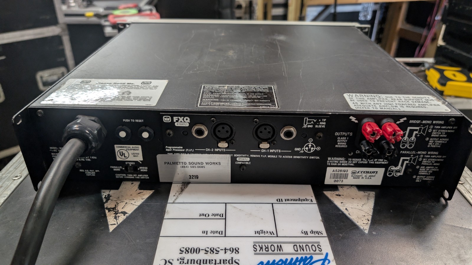 Crown Macro-Tech 2402 2-Channel Power Amplifier