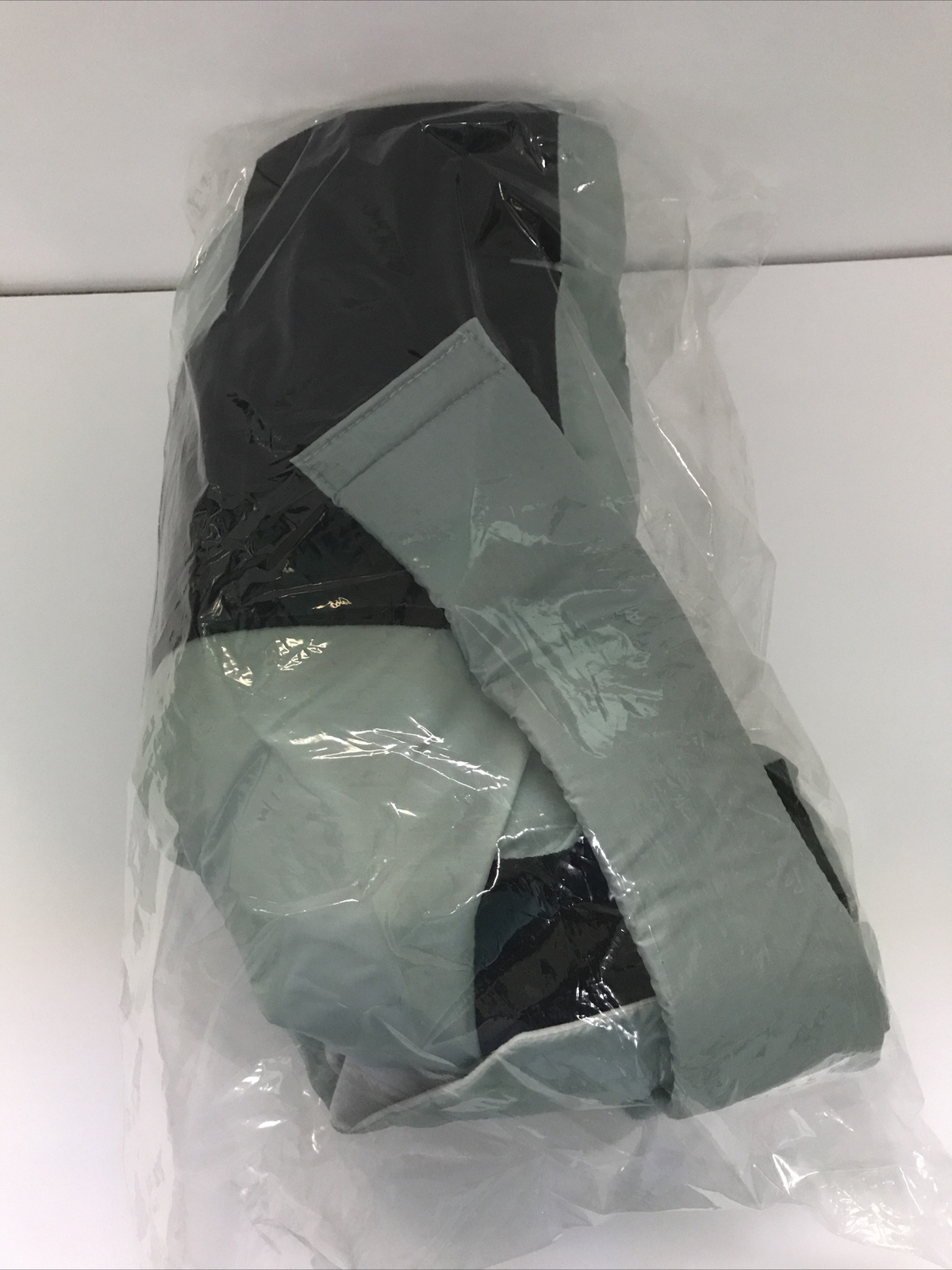 Molnlycke 1400123 Z-Flex Fluidized Heel Boot - Pair