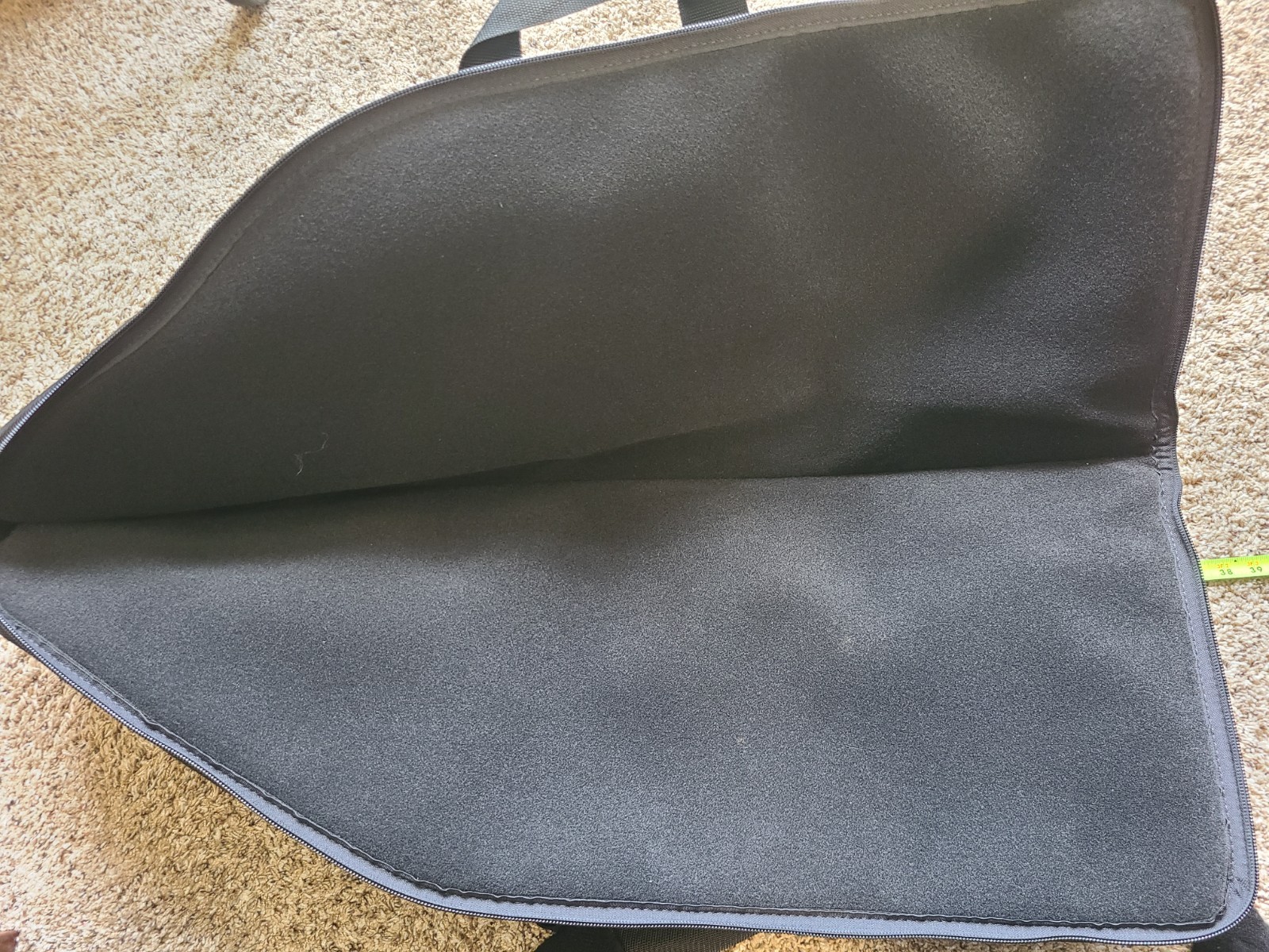 Ace Case tactical rifle case, black, soft, used once.