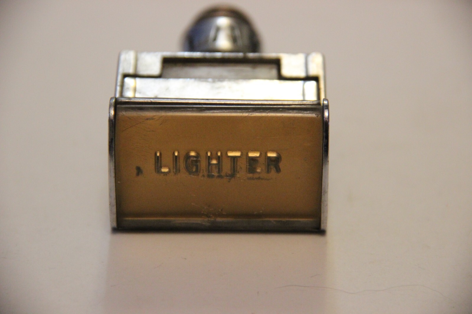 1949 Lincoln Dash Cigar Cigarette Lighter