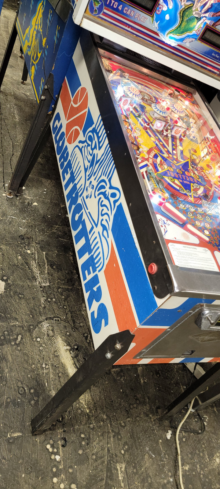 1979 Harlem Globetrotters Pinball Machine