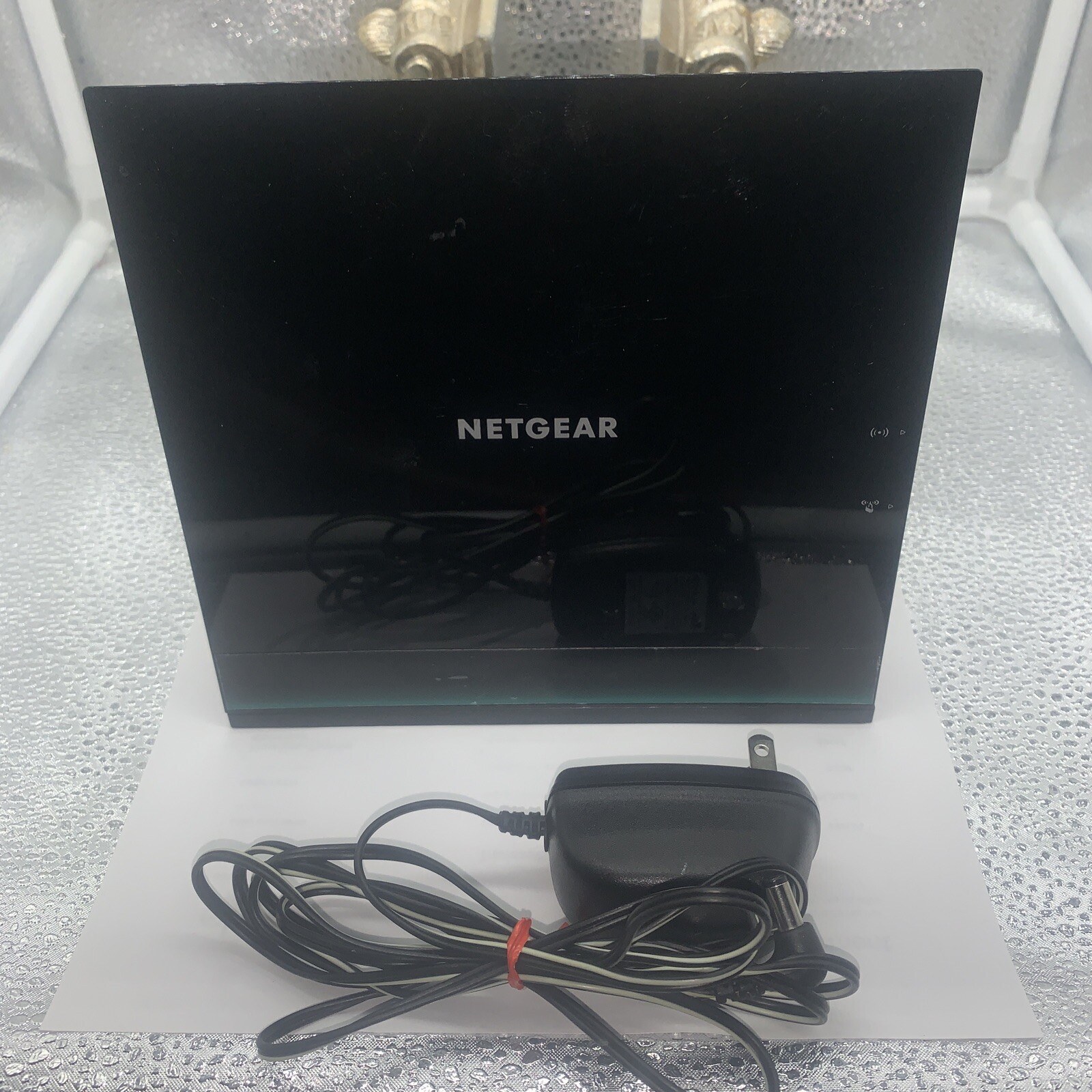 Netgear AC1200 5-Port Wireless AC Router (R6100)