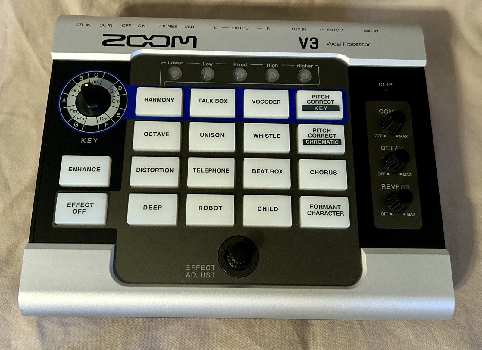 NEW Zoom V3 Vocal Processor USB Audio Interface 16 Voice Effect 3-Part Harmonies