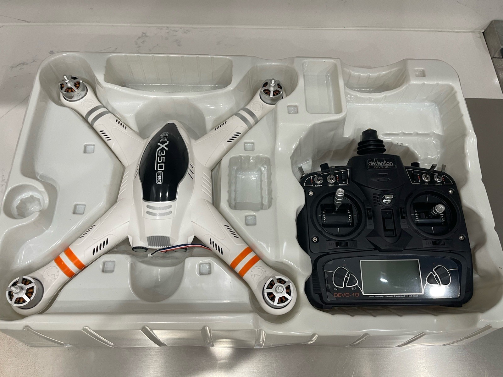 Walkera QR X350 Pro Quadcopter W/ Devo 10 Controller Without Antenna. Brand New