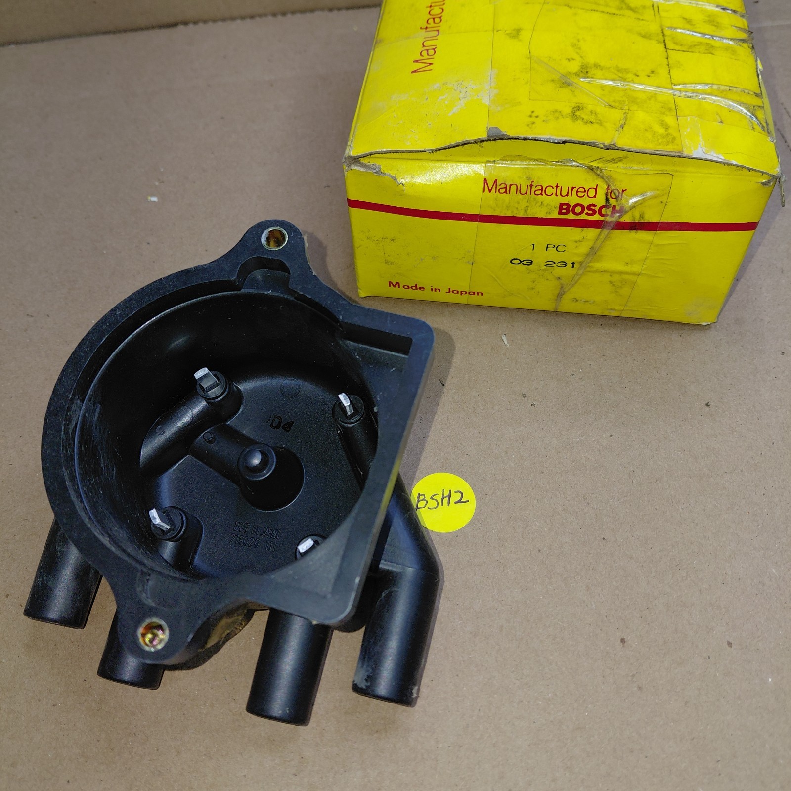 BOSCH Ignition Distributor Cap 03231 for Honda