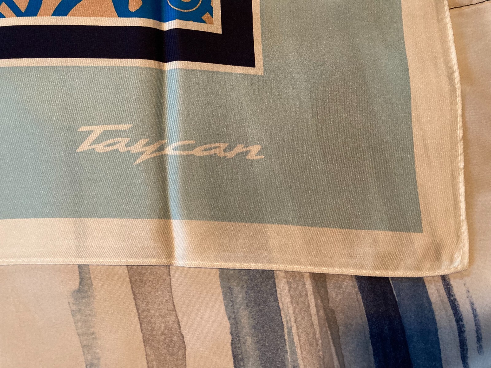 PORSCHE DESIGN LADIES WOMENS SILK TAYCAN SCARF 34 X 34 INCHES (86CM X 86CM). NIB