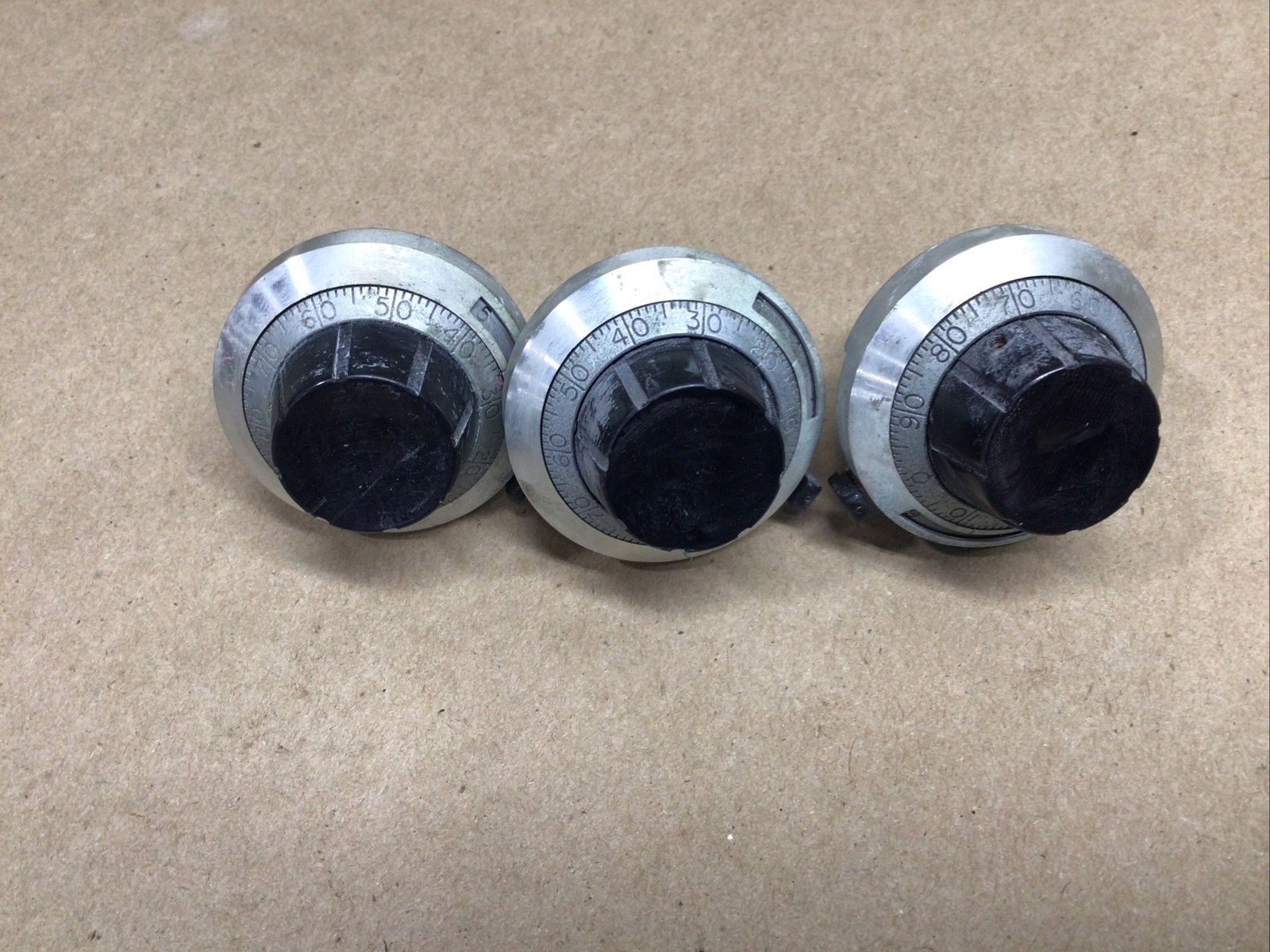 Lot of 3 Bourns 3590S-6-103L Potentiometer With Knob #07J30