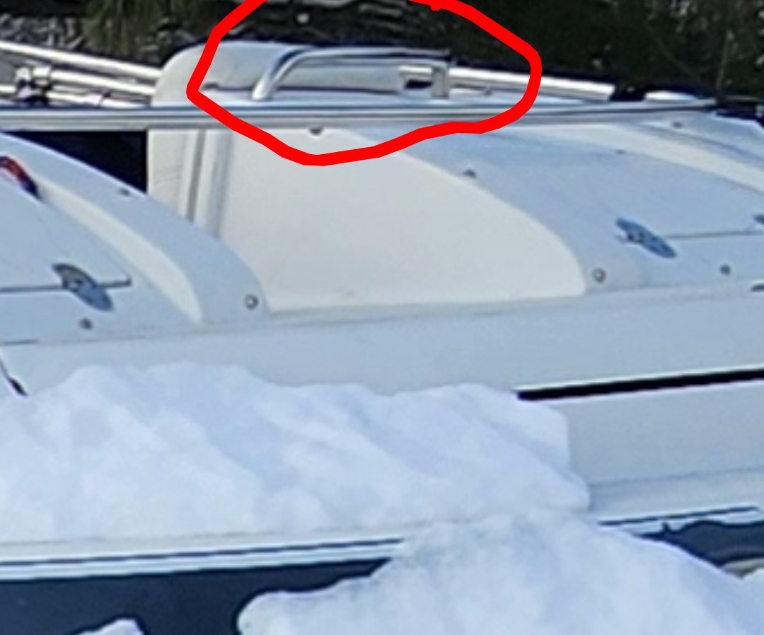 04 Four Winns 245 Sundowner Rear Chrome Stainless Grab Handle Rail starboard