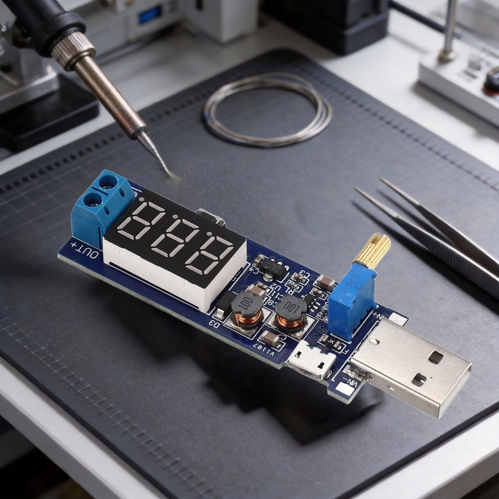 USB Boost Power Regulator Module 5V Input Adjustable Voltage Output Desktop