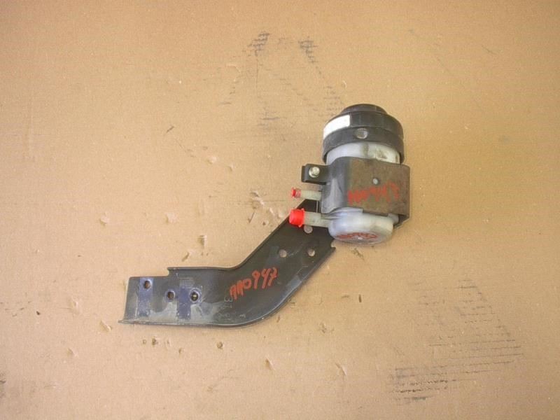 USED 2014 Isuzu NQR Diesel POWER STEERING RESEVOIR 5.2 diesel Shipped