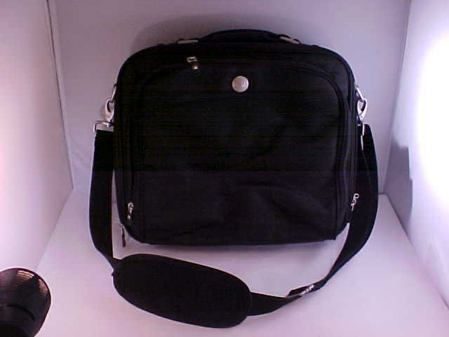 Dell Laptop Computer Bag 6U946 Travel Case Padded Shoulder Strap Never Used