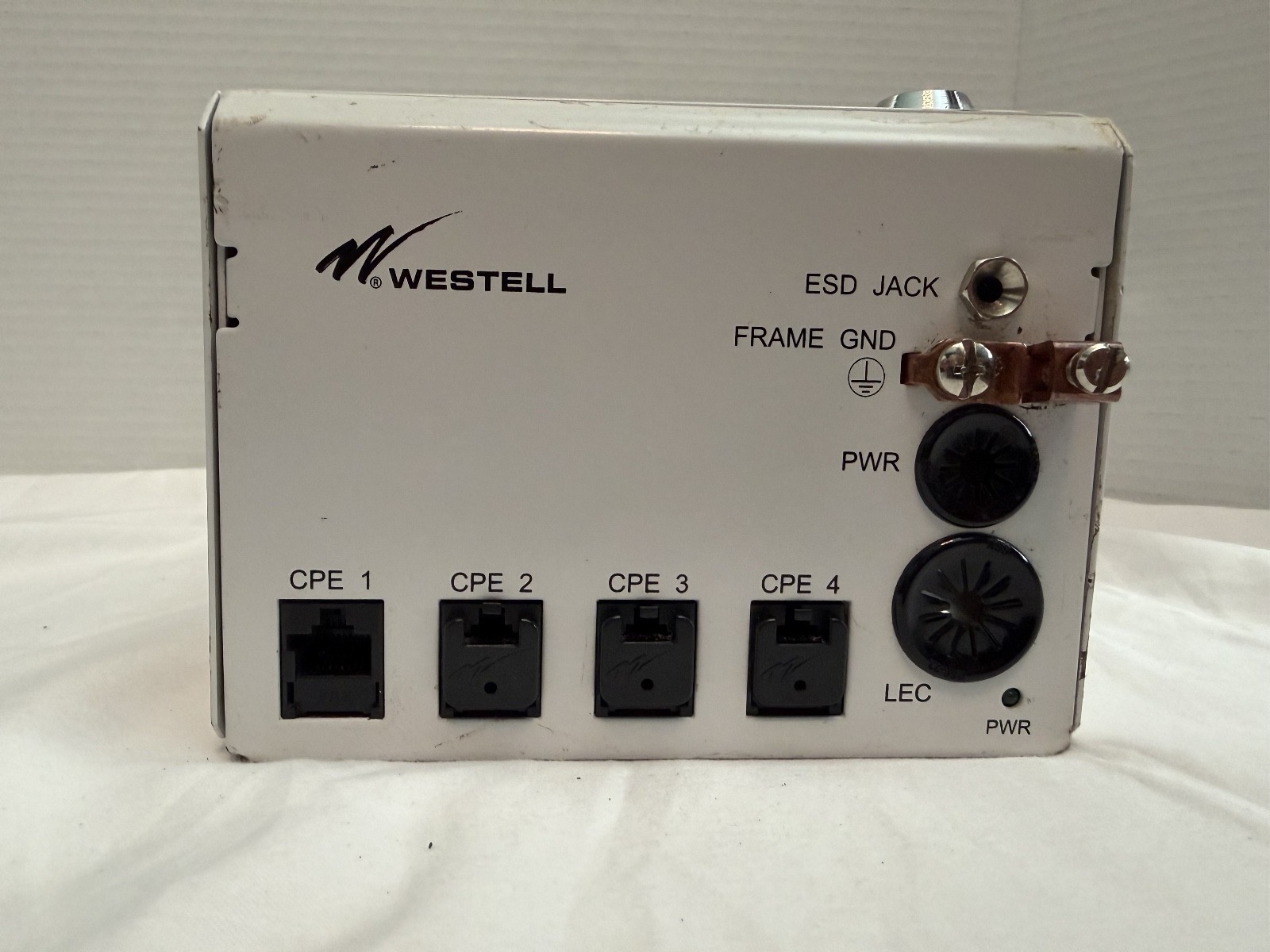 WESTELL HyperEdge Unit Model DTWA528-0412L4 - 4 Circuits - Pre Owned