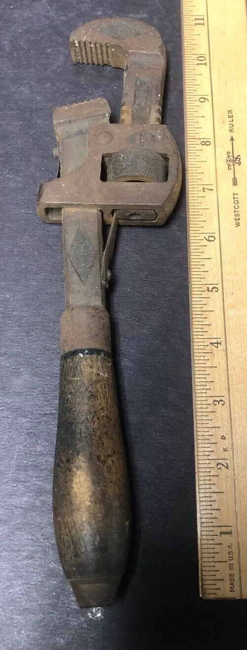 Vintage Stillson Adjustable Monkey Pipe Wrech Wood Handle#10 Walworth Boston USA