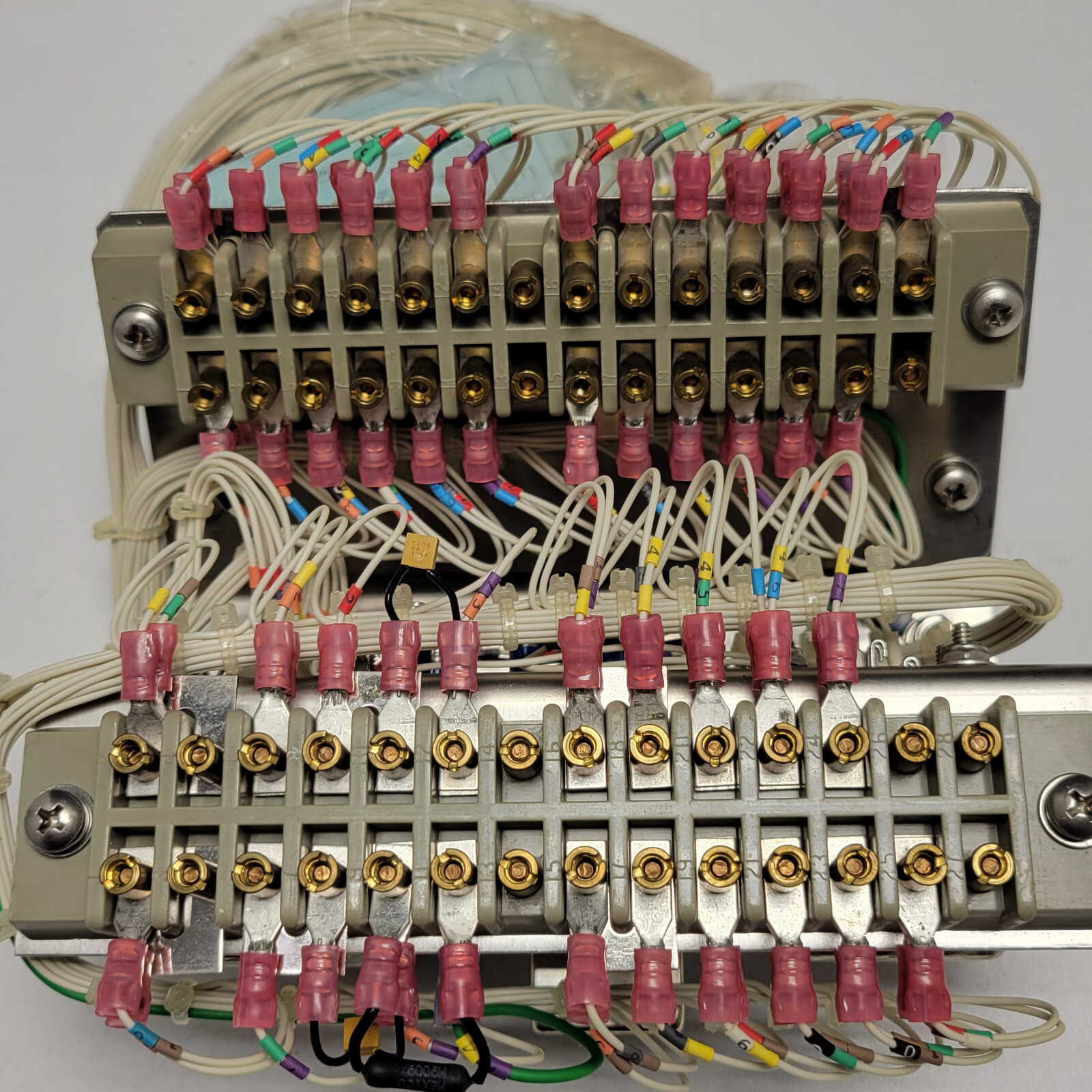 8762336-1 CAE BKT, AUX BELL Wire Harness Assembly