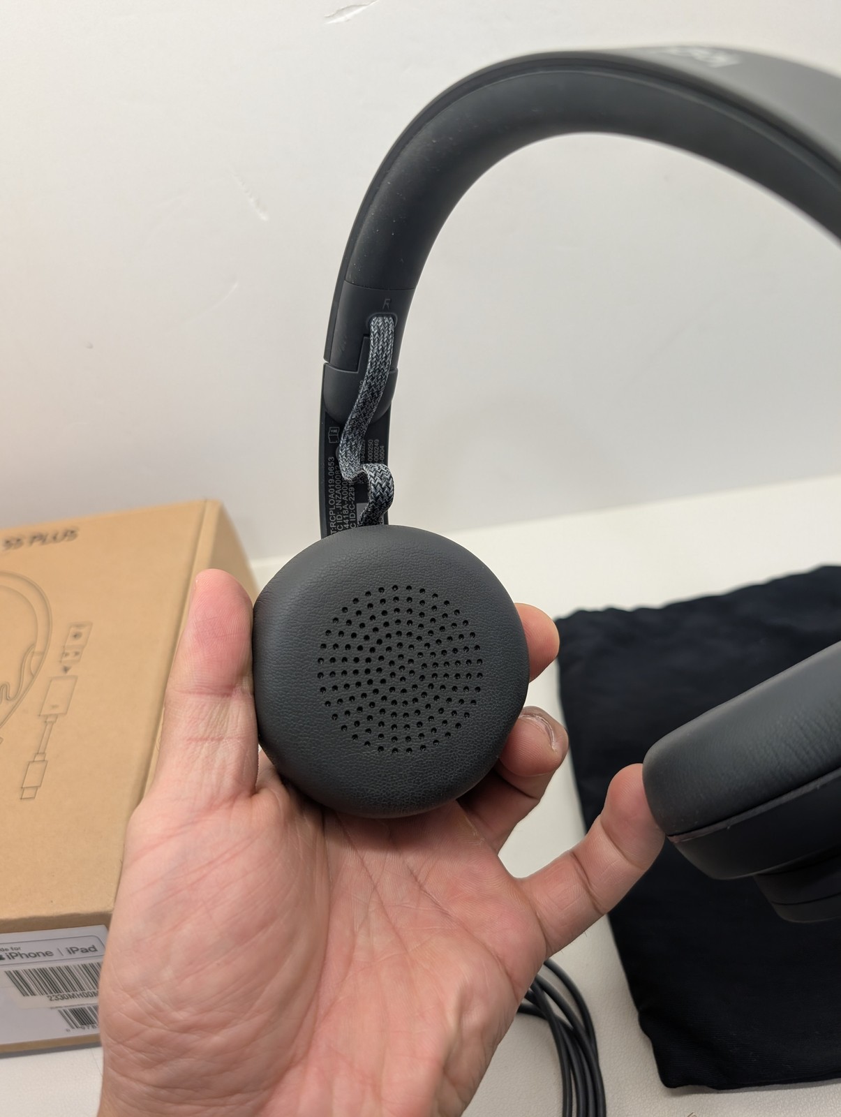 Logitech Zone Wireless Plus Bluetooth Headset Noise Canceling no dongle