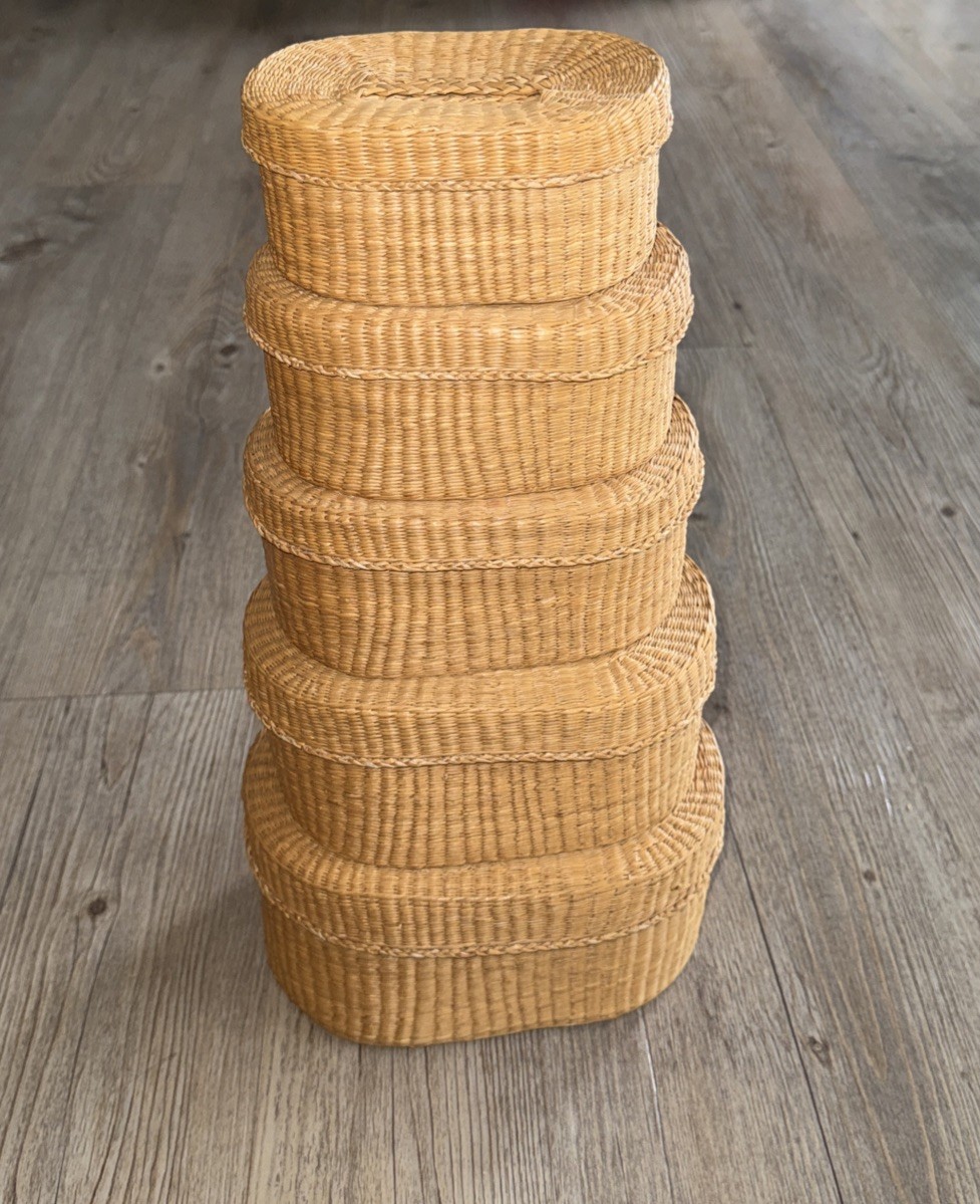 Vintage Nesting Basket Storage Trinket Box Set Oval w/Lids Sweetgrass Stackable