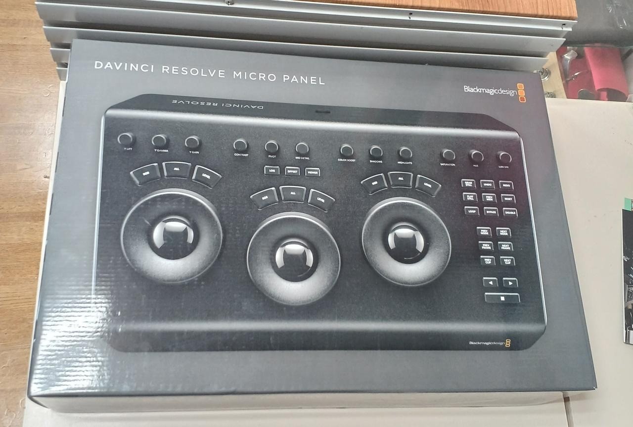 Blackmagic Design Davinci Resolve Micro Panel Black Tested w/Box Used