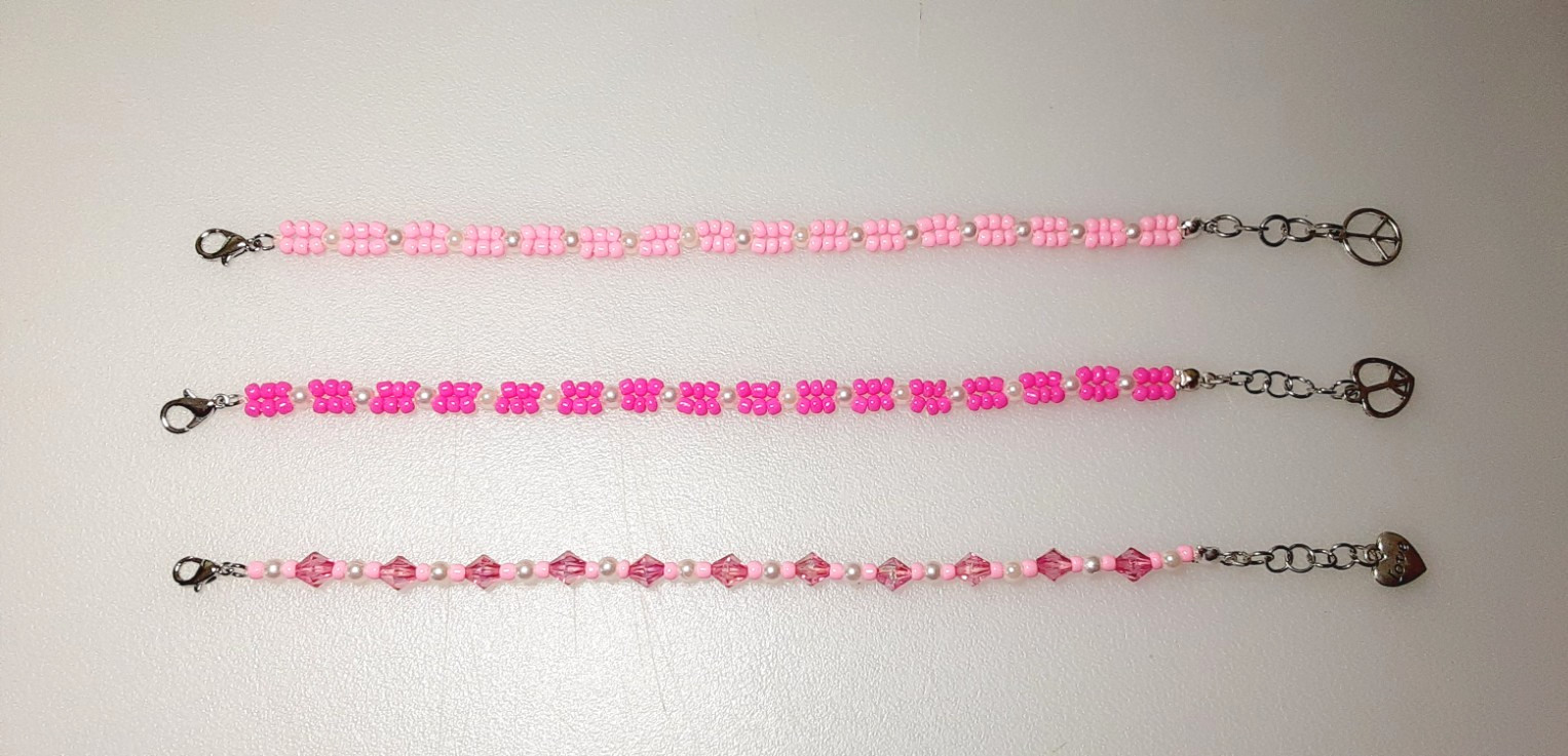 DAINTY ACRYLIC ADJUSTABLE BEADED BRACELETS PINK & WHITE