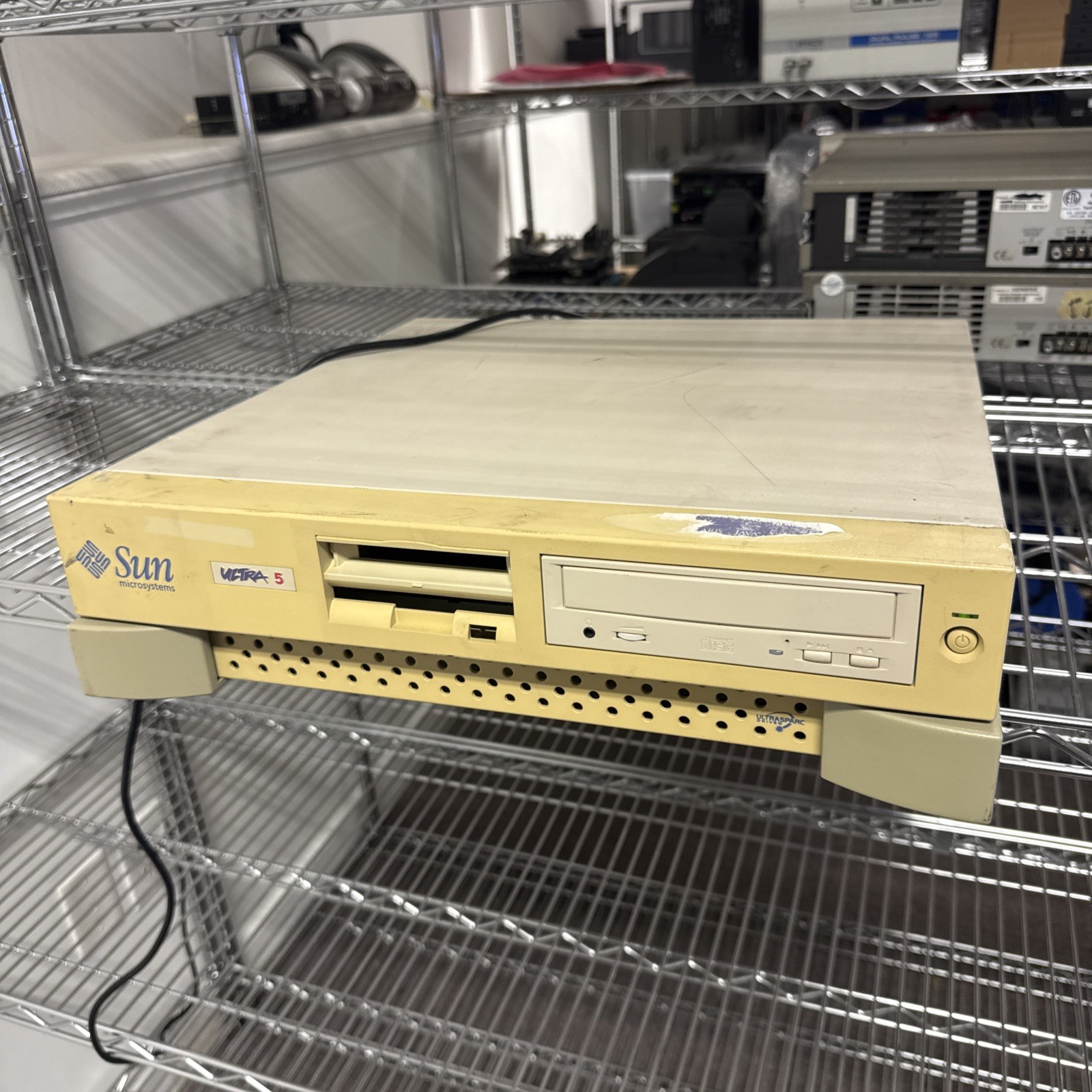 Vintage Sun Microsystems Ultra 5 w/ UltraSPARC-IIi 270MHz 512MB RAM No HDD
