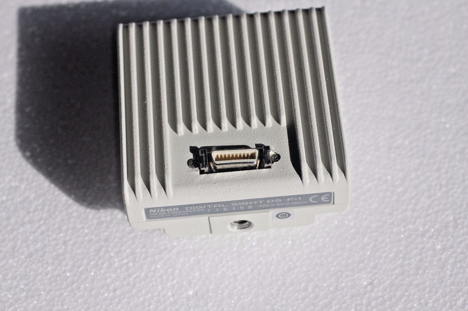 Nikon Digital Sight Ds-fi1 microscope c-mount camera