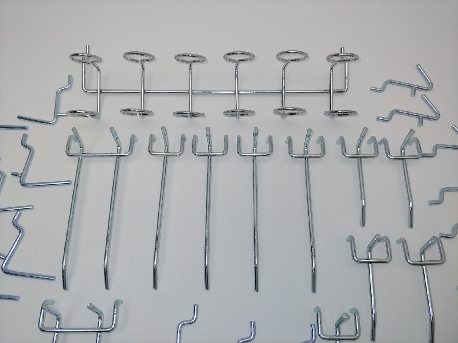 50 Assorted Chrome Plated Pegboard Hooks Hangers, Tool Screwdriver Hammer Pegs