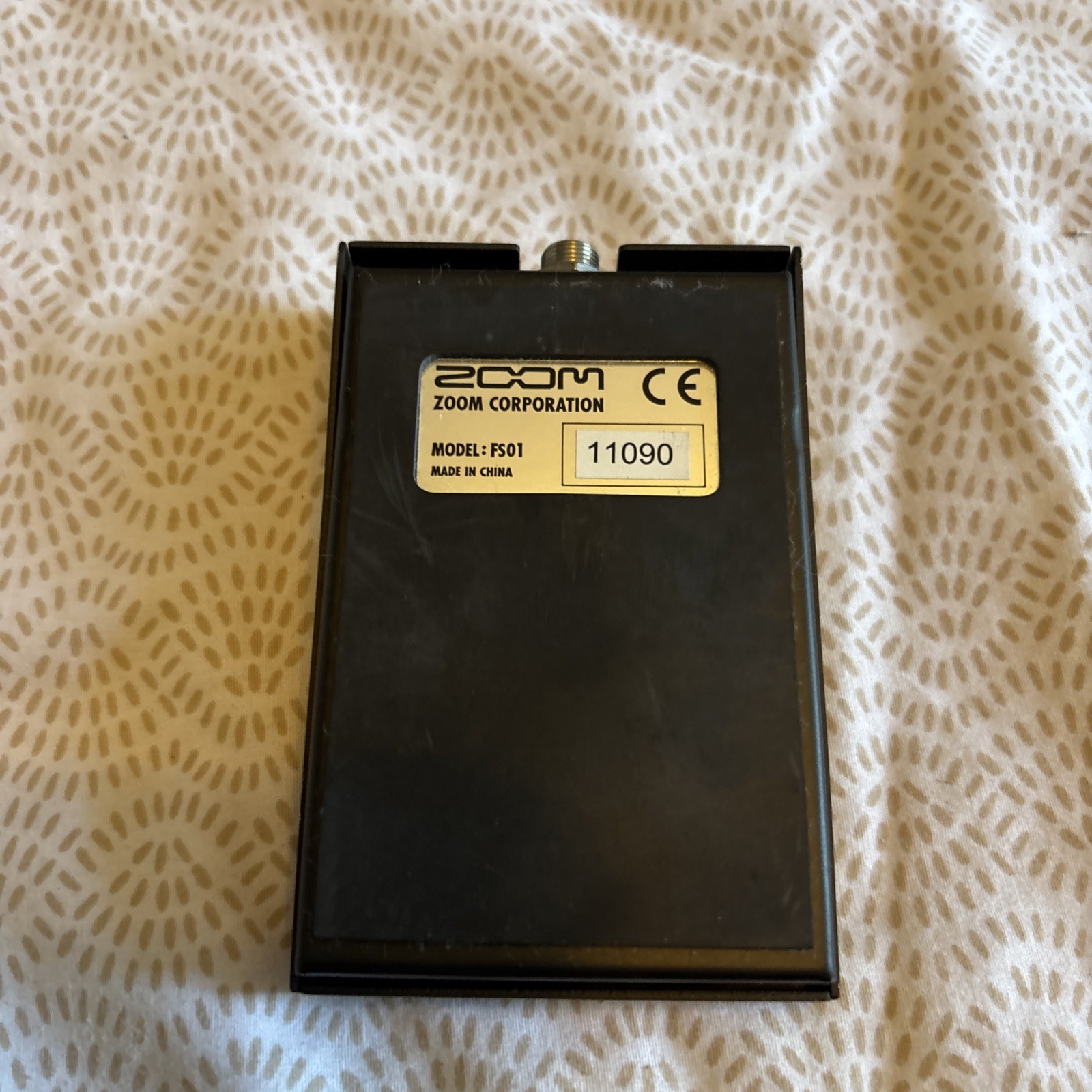 Used ZOOM FS01 Foot Switch 2800003292130