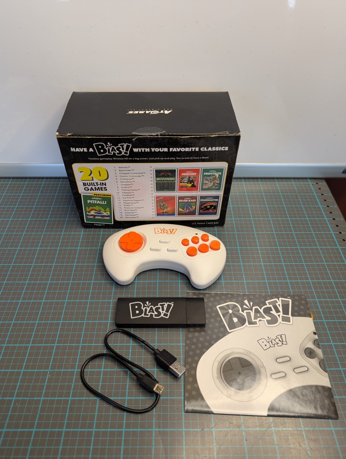 NEW ATGAMES ACTIVISION FLASHBACK BLAST CONTROLLER GAME 20 BUILT IN GAMES PITFALL